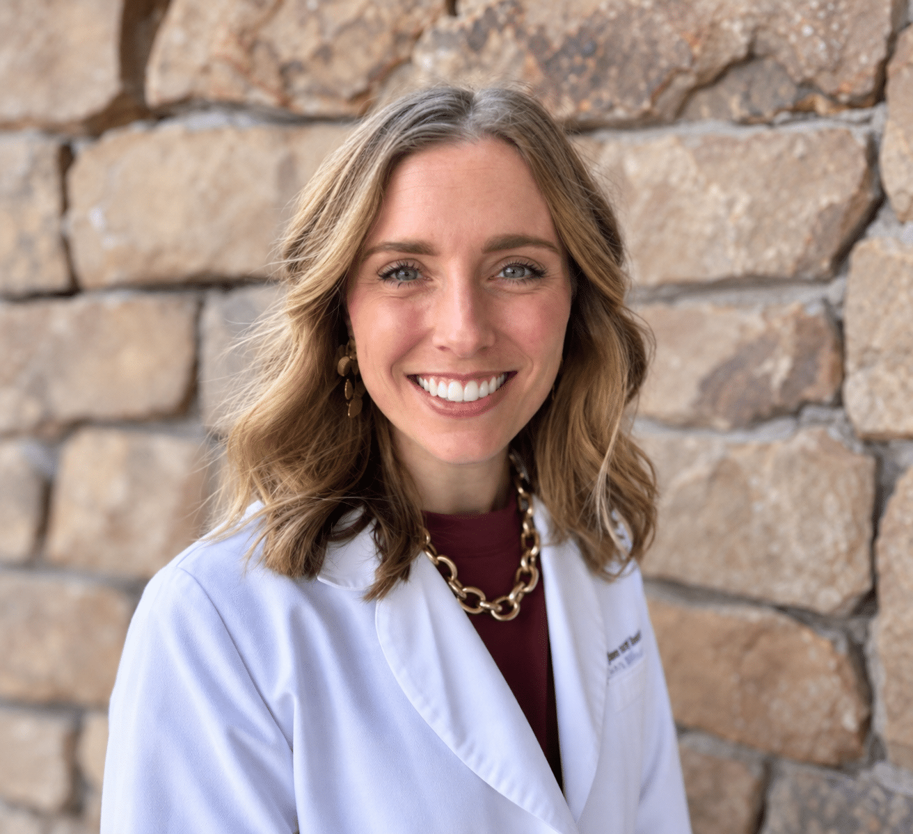 Natalie Vanderbleek, CRNP